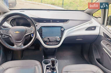 Хетчбек Chevrolet Bolt EV 2018 в 