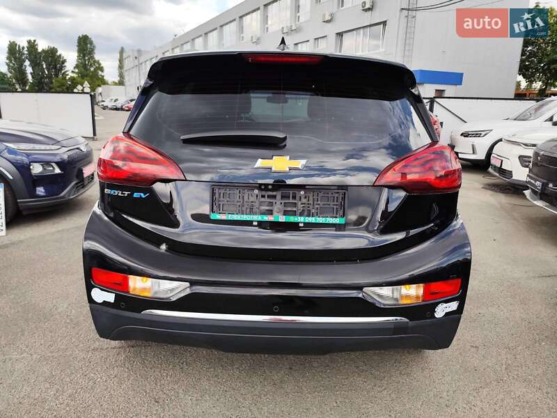 Хэтчбек Chevrolet Bolt EV 2017 в Киеве