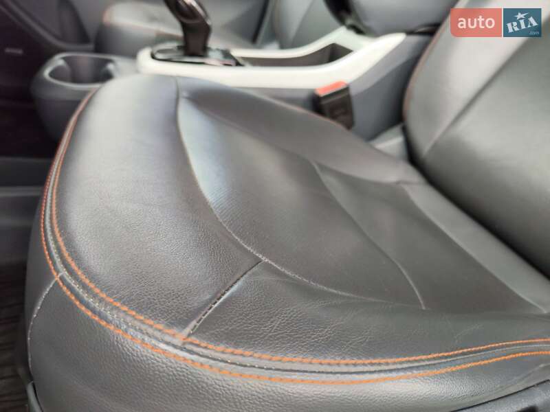 Хэтчбек Chevrolet Bolt EV 2017 в Киеве