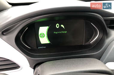 Хэтчбек Chevrolet Bolt EV 2020 в 