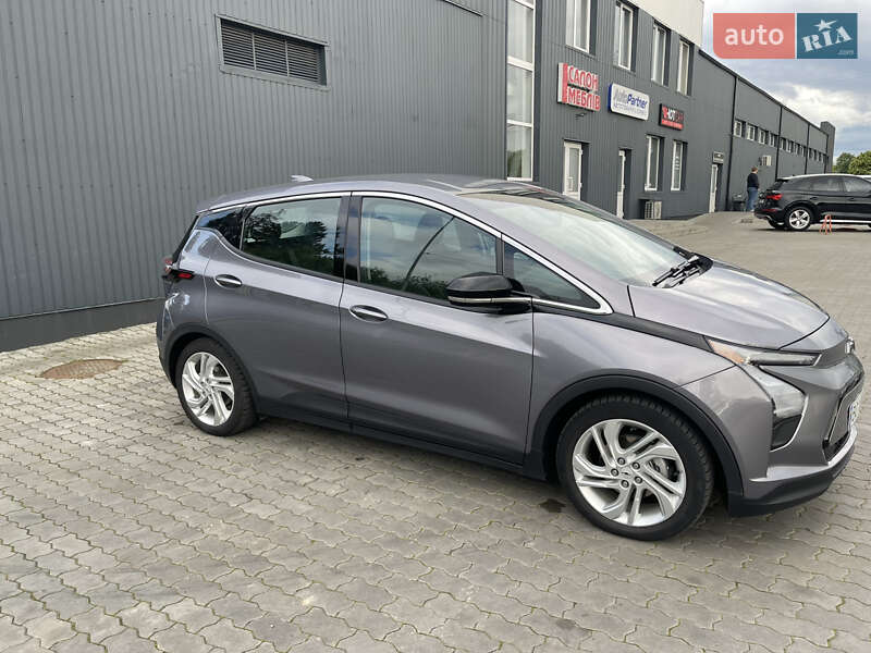 Хэтчбек Chevrolet Bolt EV 2023 в Стрые