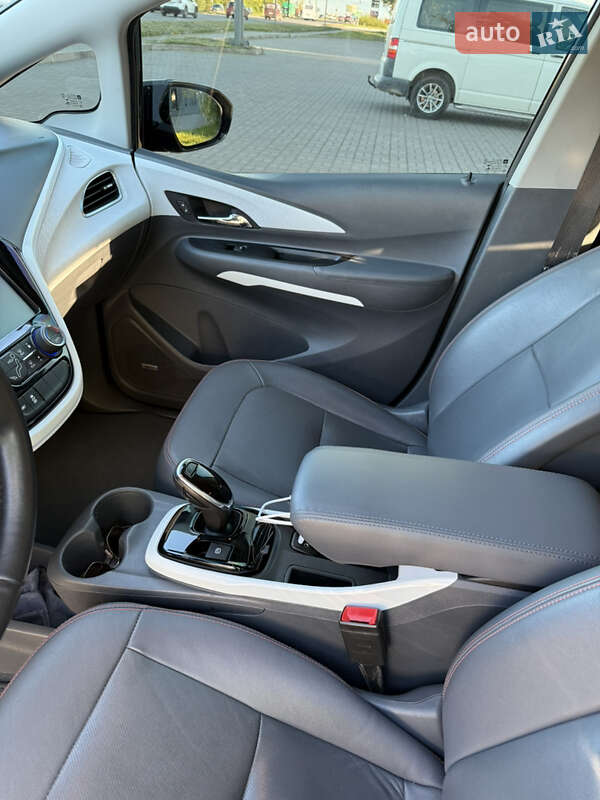 Хэтчбек Chevrolet Bolt EV 2019 в Львове
