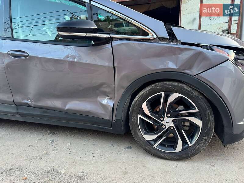 Хетчбек Chevrolet Bolt EV 2023 в Тернополі