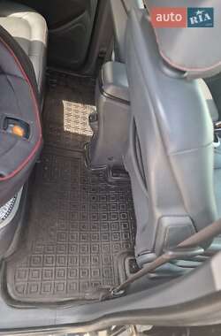 Хэтчбек Chevrolet Bolt EV 2017 в 
