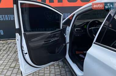 Хетчбек Chevrolet Bolt EV 2023 в 