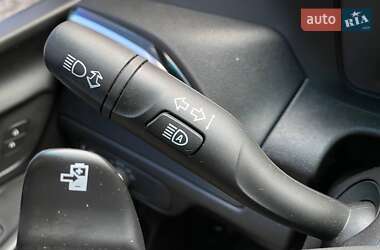Хетчбек Chevrolet Bolt EV 2023 в 