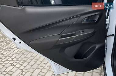 Хетчбек Chevrolet Bolt EV 2023 в 