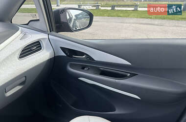 Хетчбек Chevrolet Bolt EV 2020 в 