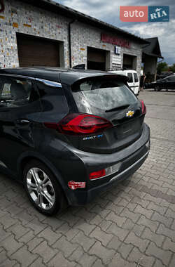 Хэтчбек Chevrolet Bolt EV 2017 в 