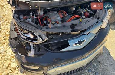 Хетчбек Chevrolet Bolt EV 2017 в 
