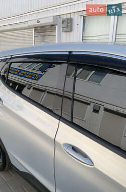 Хэтчбек Chevrolet Bolt EV 2022 в 