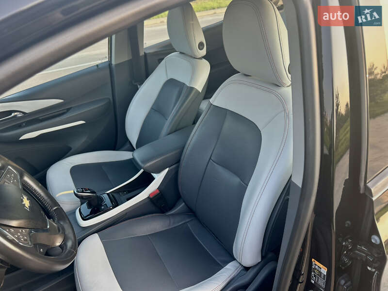 Хэтчбек Chevrolet Bolt EV 2020 в Ровно