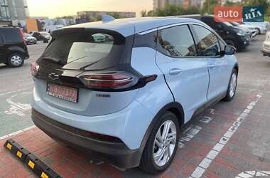 Хэтчбек Chevrolet Bolt EV 2023 в 