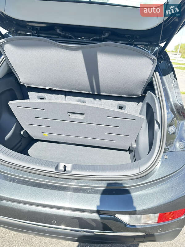 Хэтчбек Chevrolet Bolt EV 2020 в Львове