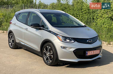 Хэтчбек Chevrolet Bolt EV 2017 в 