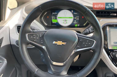 Хэтчбек Chevrolet Bolt EV 2017 в 