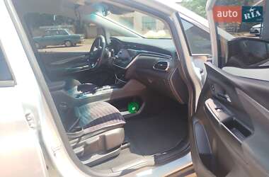 Хэтчбек Chevrolet Bolt EV 2023 в 
