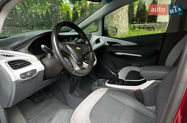 Хэтчбек Chevrolet Bolt EV 2017 в 