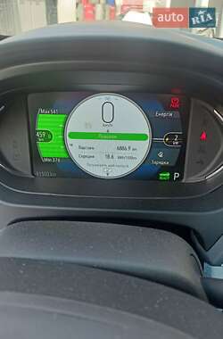 Хэтчбек Chevrolet Bolt EV 2020 в 