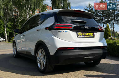 Хэтчбек Chevrolet Bolt EV 2023 в 