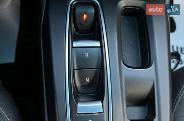 Хэтчбек Chevrolet Bolt EV 2023 в 