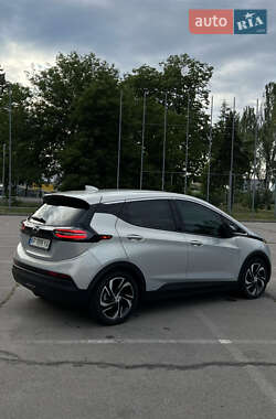 Хэтчбек Chevrolet Bolt EV 2023 в 
