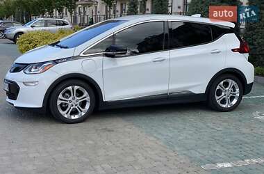 Хэтчбек Chevrolet Bolt EV 2017 в 