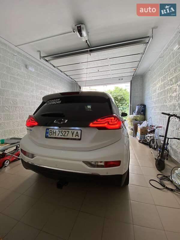 Хэтчбек Chevrolet Bolt EV 2017 в Одессе