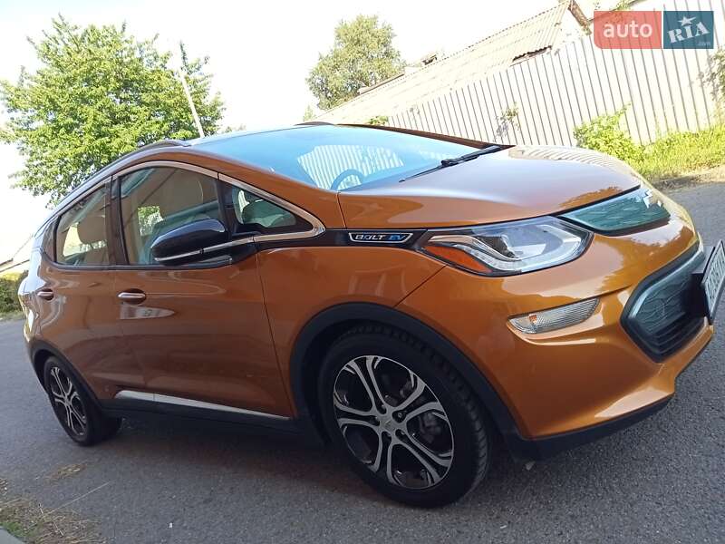 Хэтчбек Chevrolet Bolt EV 2017 в Ужгороде