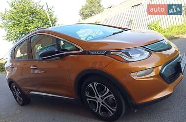 Хэтчбек Chevrolet Bolt EV 2017 в 