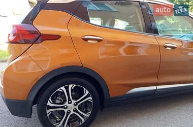 Хэтчбек Chevrolet Bolt EV 2017 в 