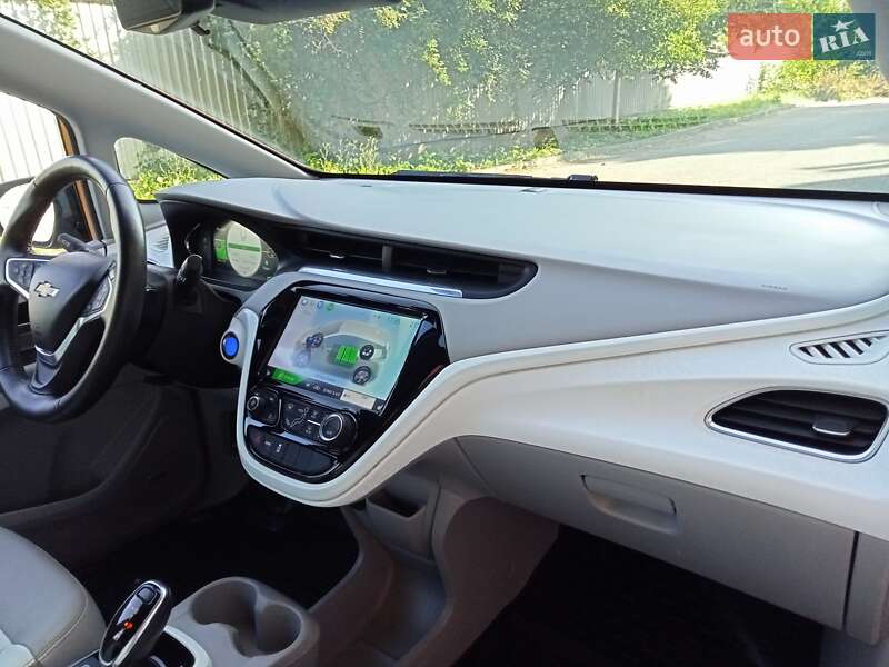 Хэтчбек Chevrolet Bolt EV 2017 в Ужгороде