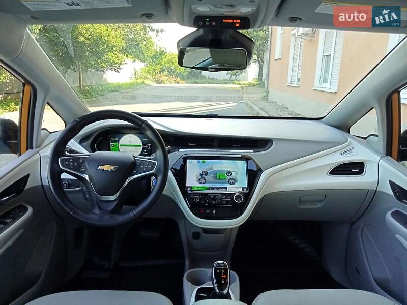 Хэтчбек Chevrolet Bolt EV 2017 в Ужгороде
