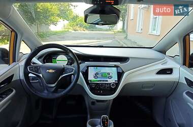 Хэтчбек Chevrolet Bolt EV 2017 в 