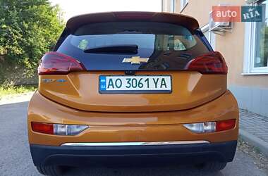 Хэтчбек Chevrolet Bolt EV 2017 в 