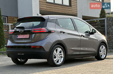 Хэтчбек Chevrolet Bolt EV 2023 в 