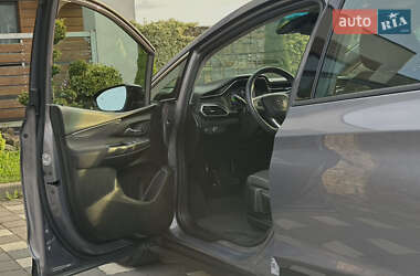 Хэтчбек Chevrolet Bolt EV 2023 в 