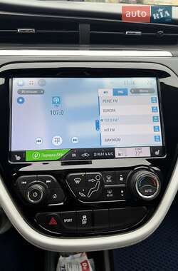 Хэтчбек Chevrolet Bolt EV 2016 в 
