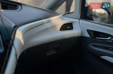 Хэтчбек Chevrolet Bolt EV 2017 в 