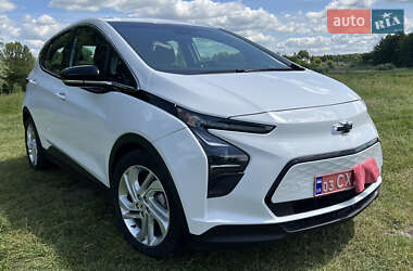 Хэтчбек Chevrolet Bolt EV 2022 в 