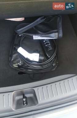 Хэтчбек Chevrolet Bolt EV 2021 в 