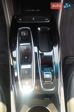 Хэтчбек Chevrolet Bolt EV 2021 в 