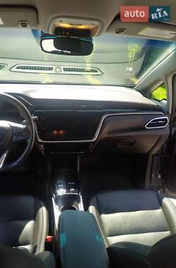 Хэтчбек Chevrolet Bolt EV 2021 в 