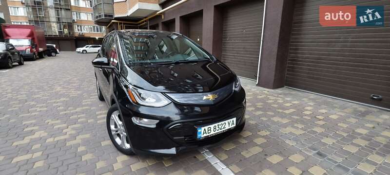 Хэтчбек Chevrolet Bolt EV 2020 в 