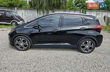 Хэтчбек Chevrolet Bolt EV 2017 в 