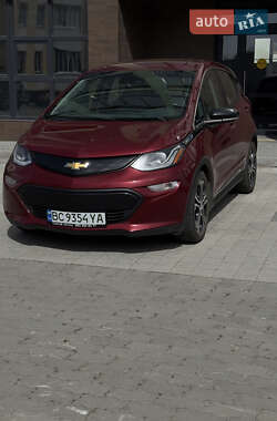 Хэтчбек Chevrolet Bolt EV 2018 в 
