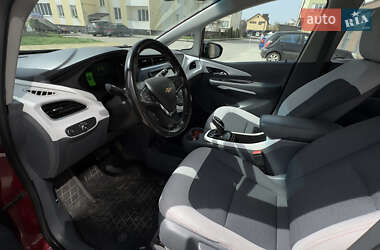 Хэтчбек Chevrolet Bolt EV 2018 в 