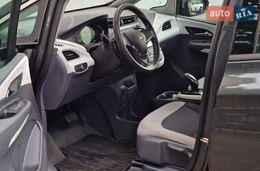 Хэтчбек Chevrolet Bolt EV 2018 в 