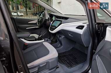 Хэтчбек Chevrolet Bolt EV 2018 в 
