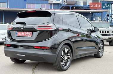 Хэтчбек Chevrolet Bolt EV 2023 в 
